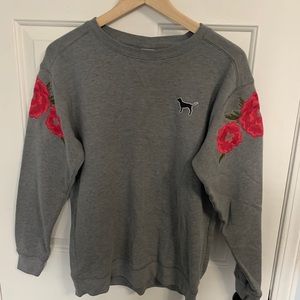 VS PINK XS oversized gray sweater with flowers
